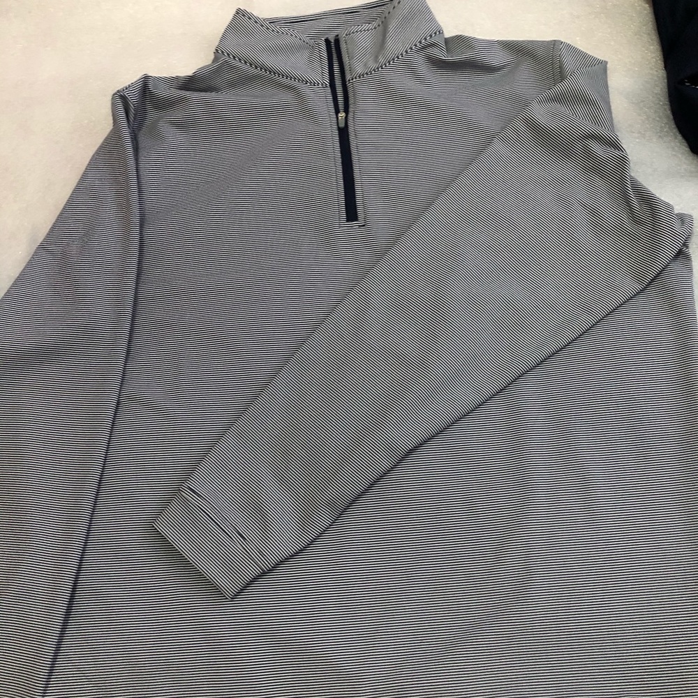 Men’s long sleeves golfing shirt